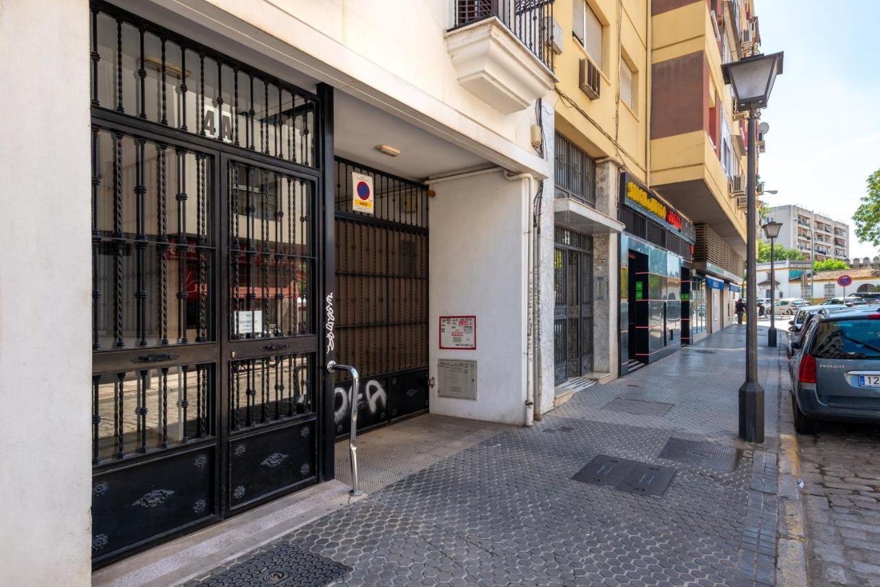 First Floor Near Macarena Church Sevilla Exterior foto